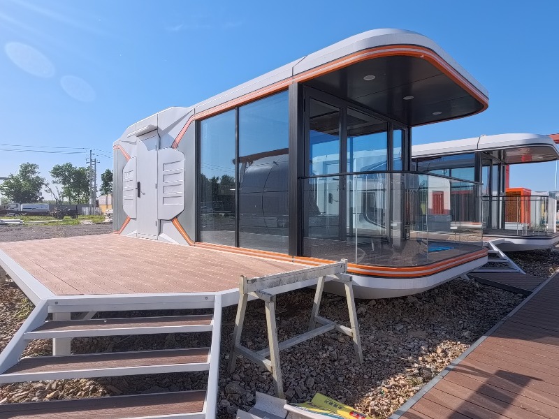 บ้านแคปซูลอวกาศสมัยใหม่ บ้านสำ - Airbnb Smart Home บทวิจารณ์และราคา